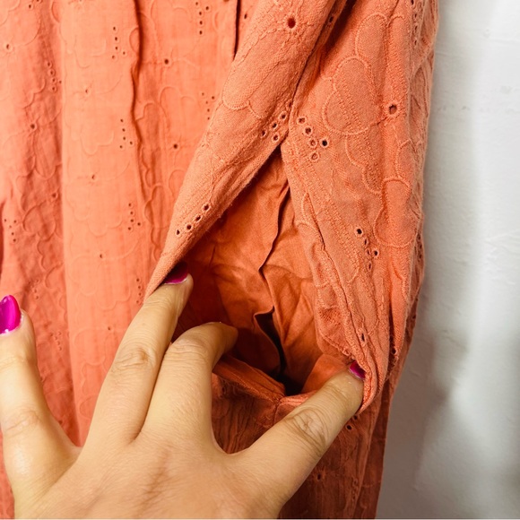 MADEWELL Embroidered Eyelet Bubble-Sleeve Button-Front Midi Dress - Picture 12 of 12